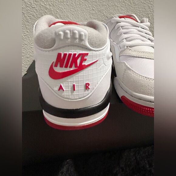 Jordan 4 RM White / Varsity Red - Brand New in Box! 🔥 size 5.5Y - Picture 1 of 14